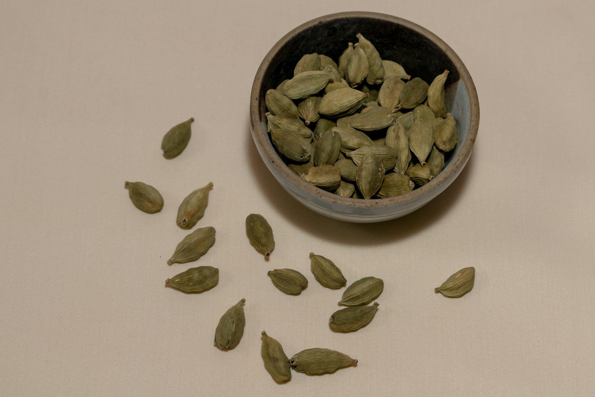 Exploring the Sensational World of Cardamom: A Comprehensive Guide - MUUK' SUPERFOODS